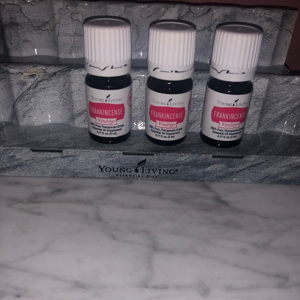 3 Frankincense Vitality Essential Oils